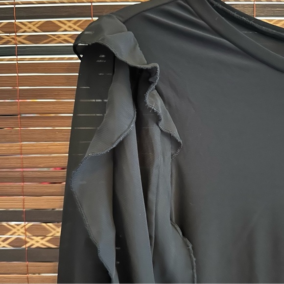 🌟3/$20🌟 Long sleeve shirt with sheer ruffle sleeve - Picture 3 of 5